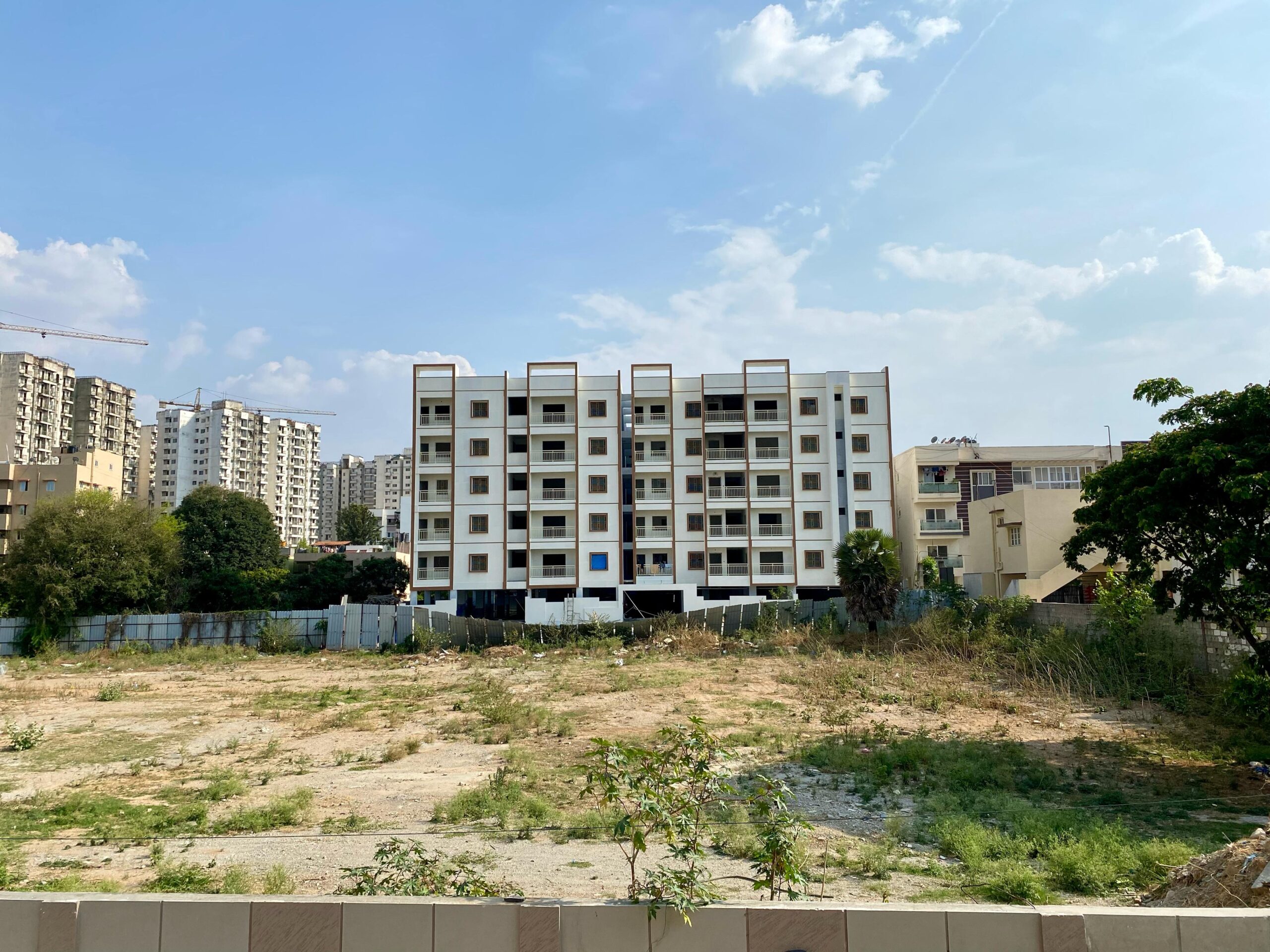 Modern Luxury Flats – 2 & 3BHK Homes Available Now